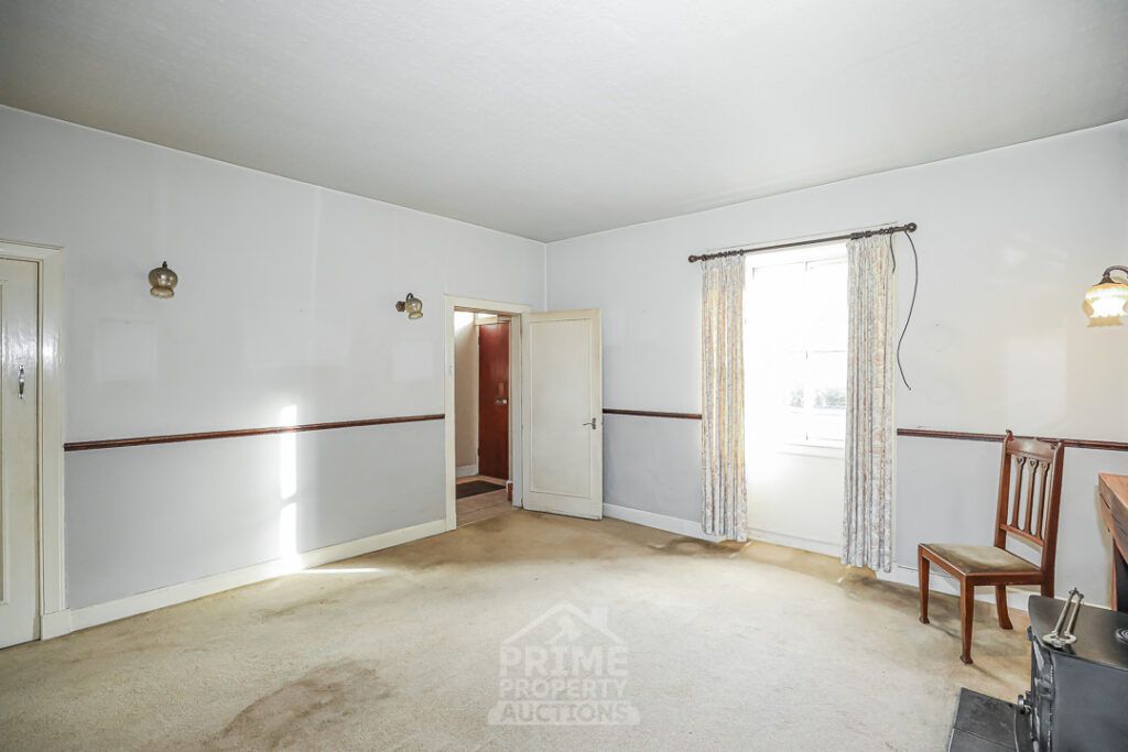 Property photo 3 of 32