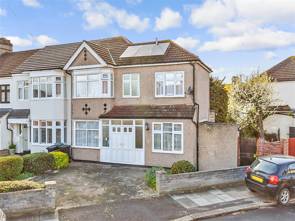 Property photo 2 of 10 External (Web)