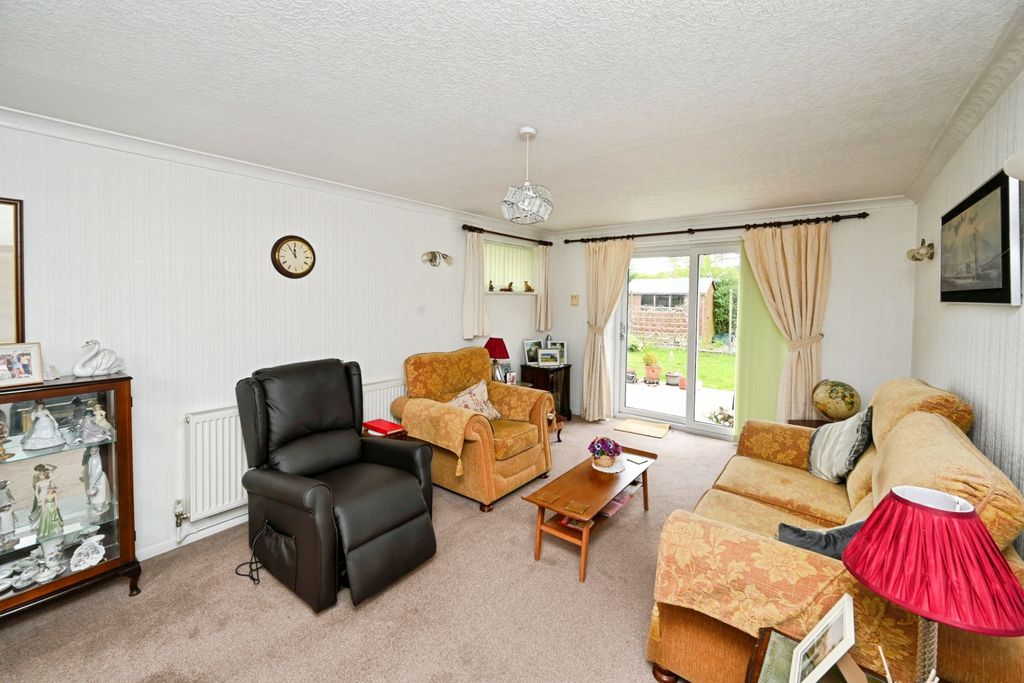 Property photo 3 of 14