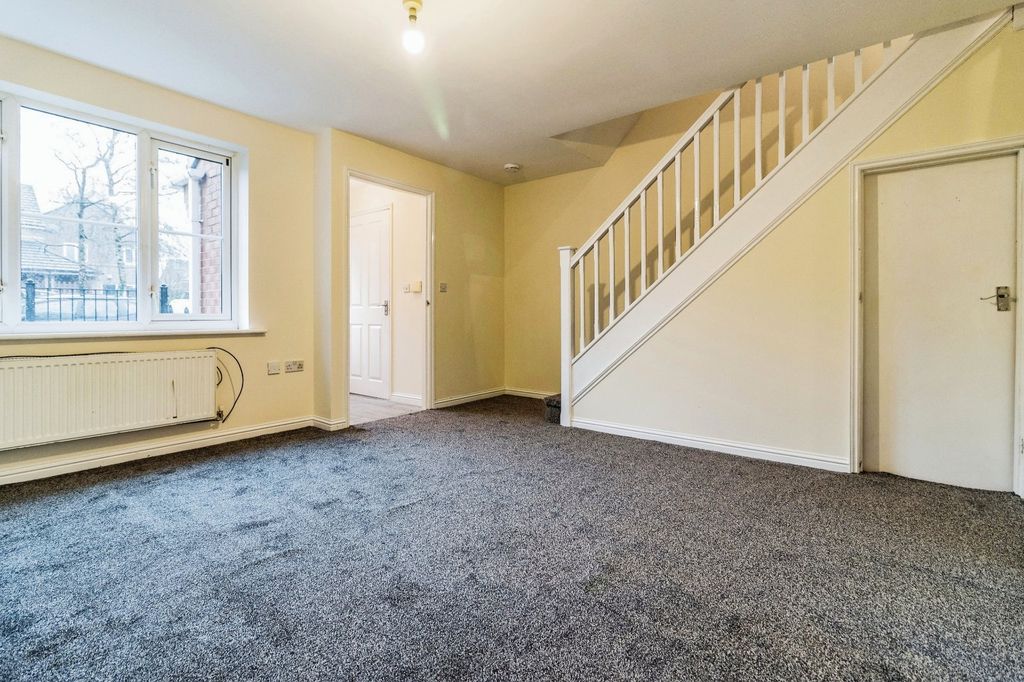 Property photo 2 of 12 Photo