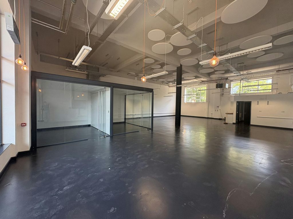 Property photo 3 of 59 Img_9411.Jpg