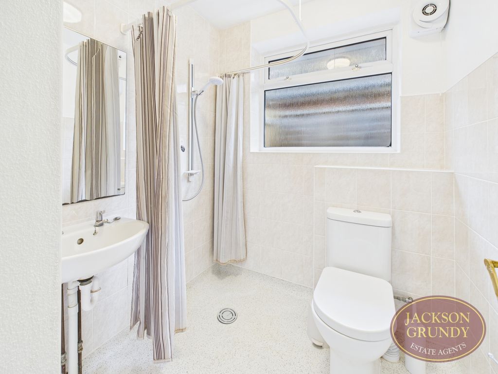 Property photo 3 of 8 Stone Way