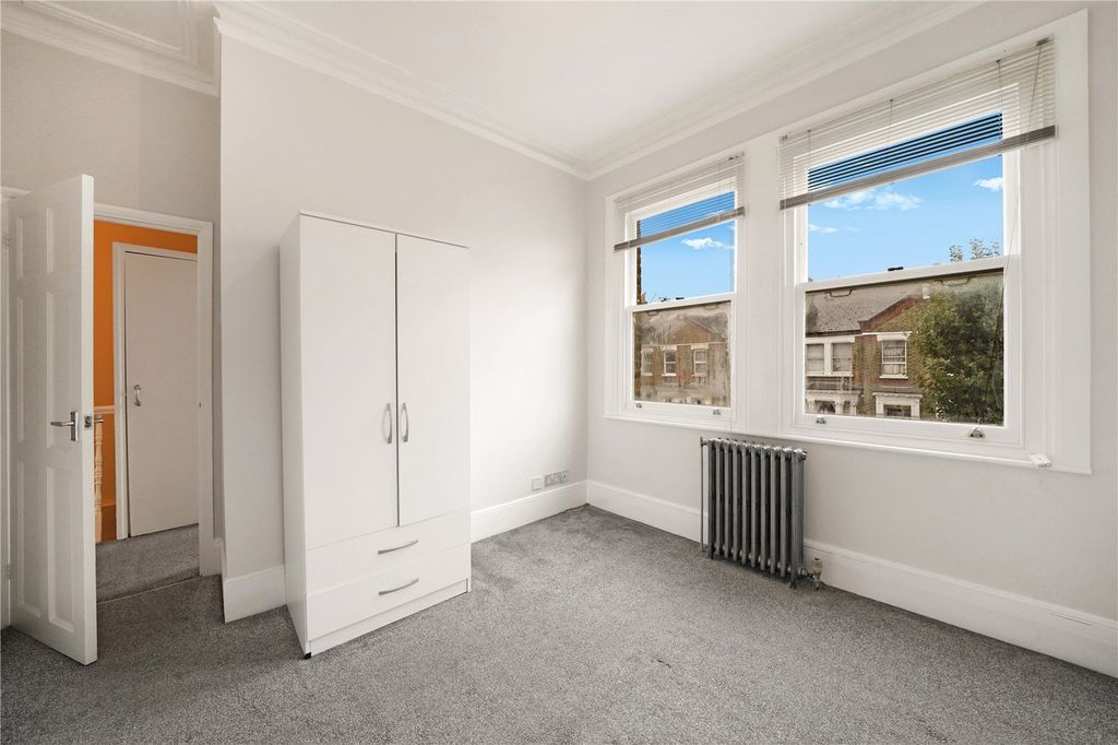 Property photo 3 of 22 Picture No. 70