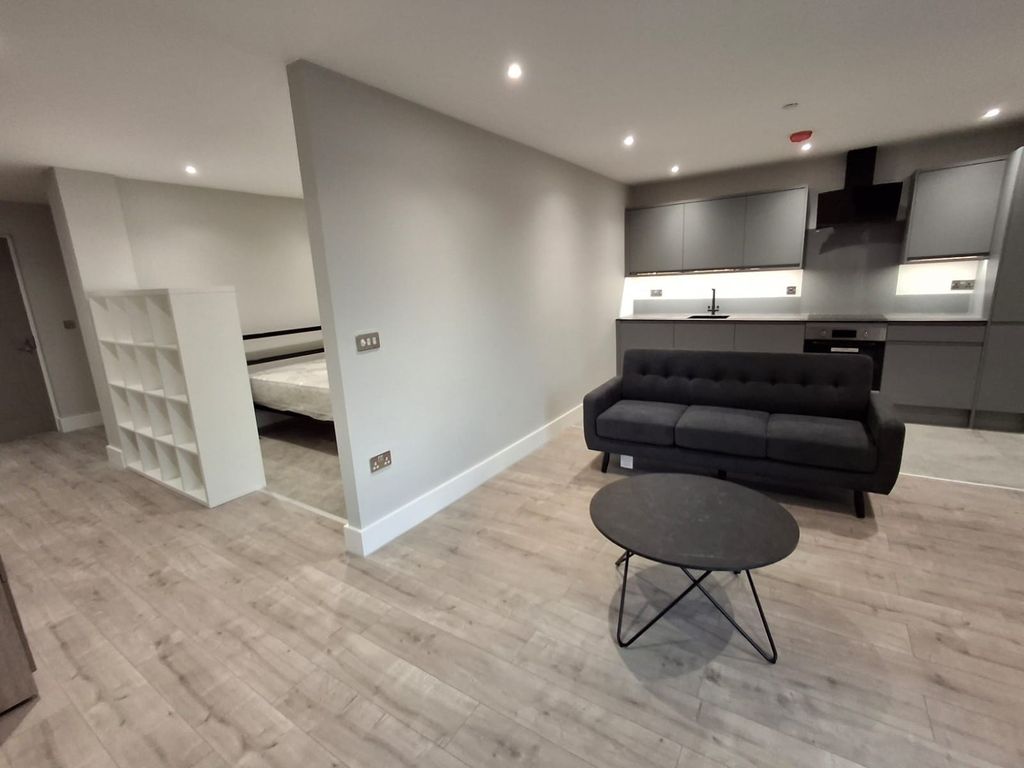 Property photo 3 of 10 Image