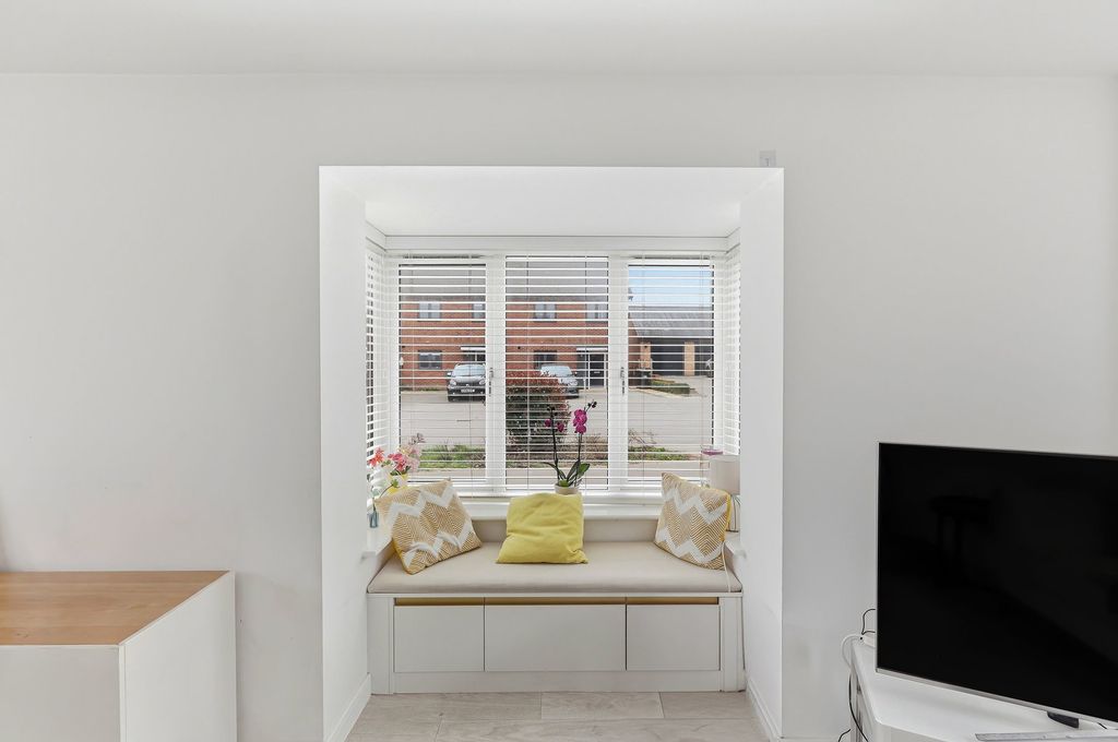 Property photo 3 of 30