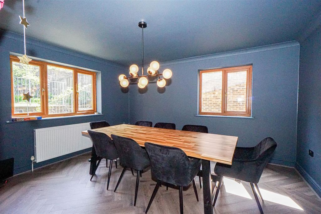 Property photo 3 of 30 Dsc03065.Jpg