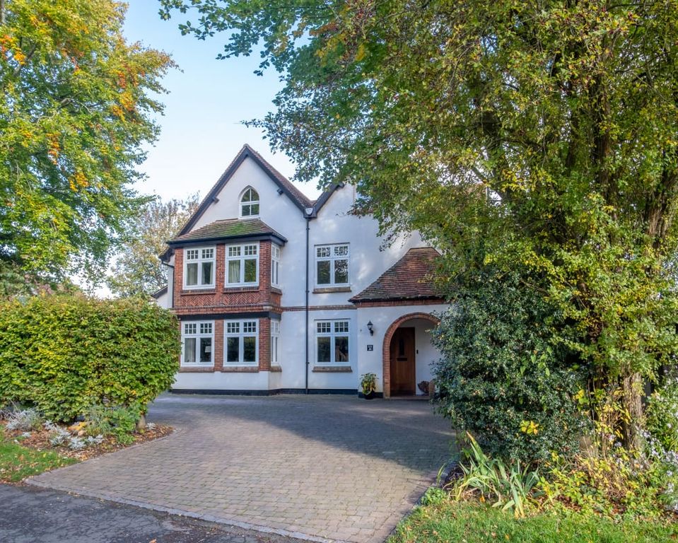 Property photo 1 of 46