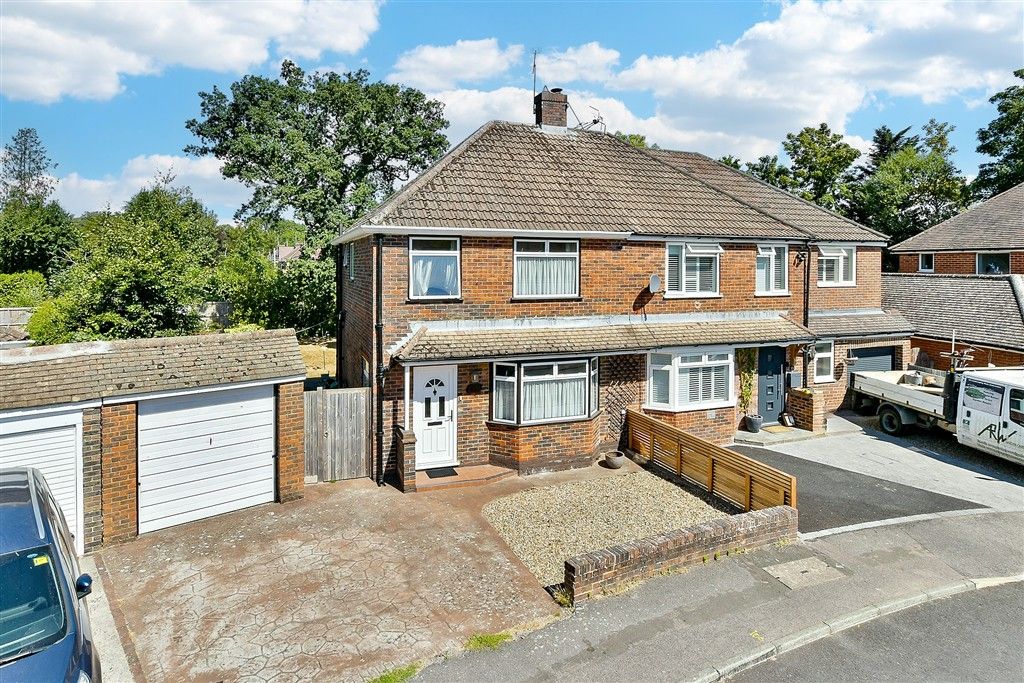 Property photo 1 of 16 External (Web)