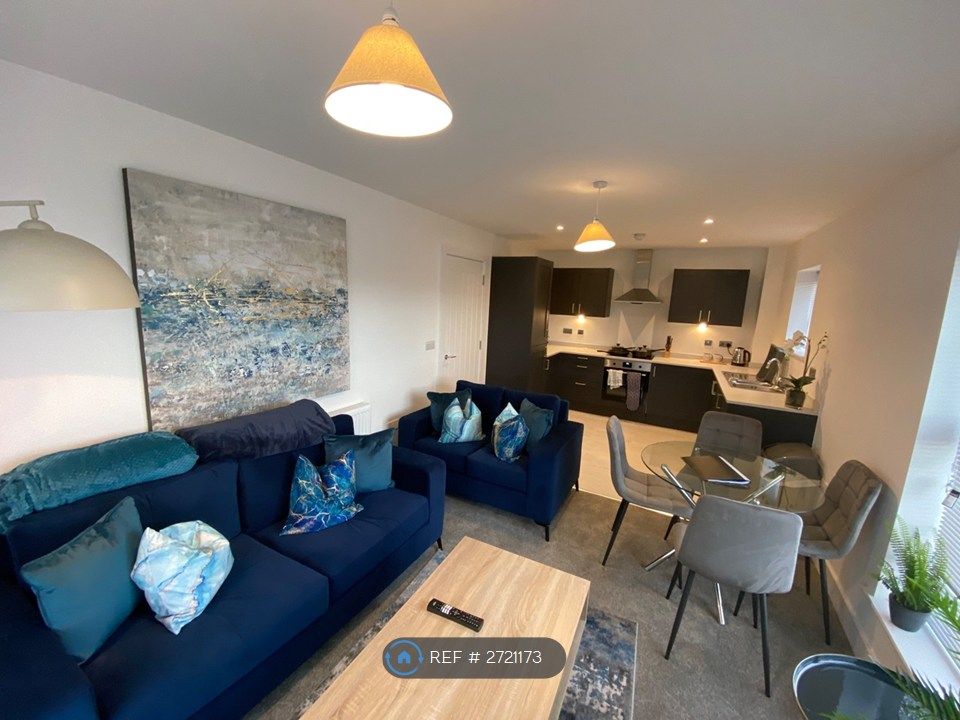 Property photo 1 of 17 Living Area