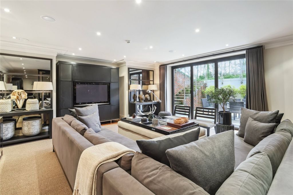 Property photo 3 of 28 Picture No. 17