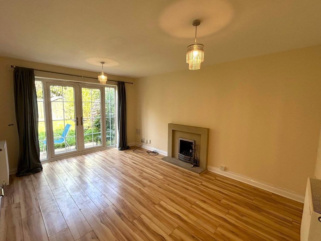 Property photo 2 of 17 Picture No. 19