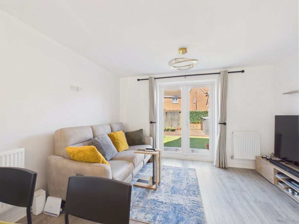 Property photo 3 of 12 5125485