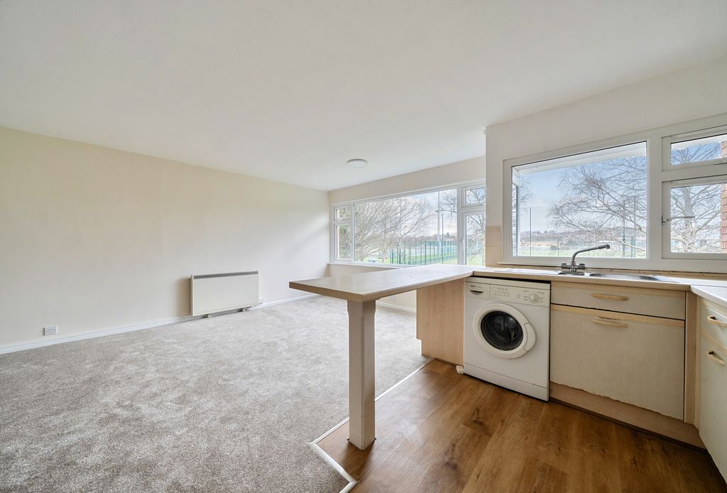 Property photo 3 of 17 1419555-12-69A031...