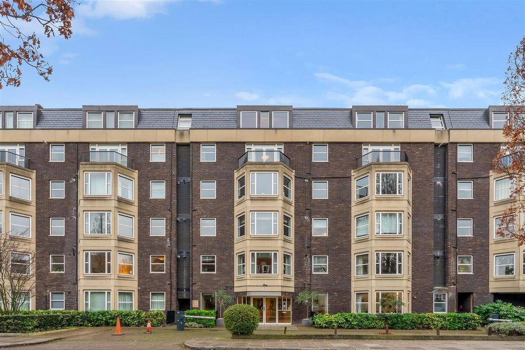 Property photo 1 of 27