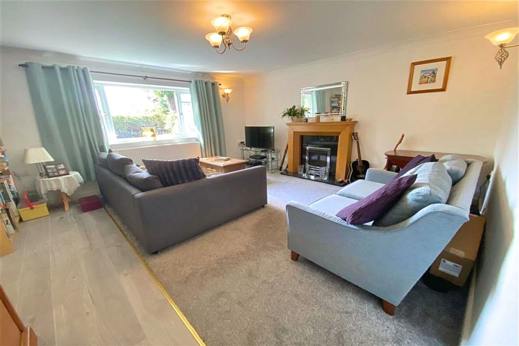 Property photo 3 of 23 Annexe Lounge Diner