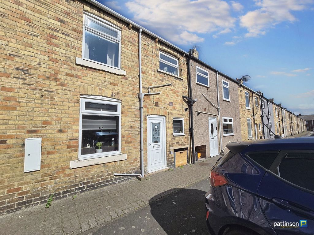 Property photo 3 of 12