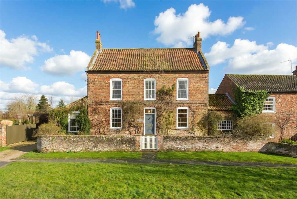 Property photo 2 of 24 Front Elevation