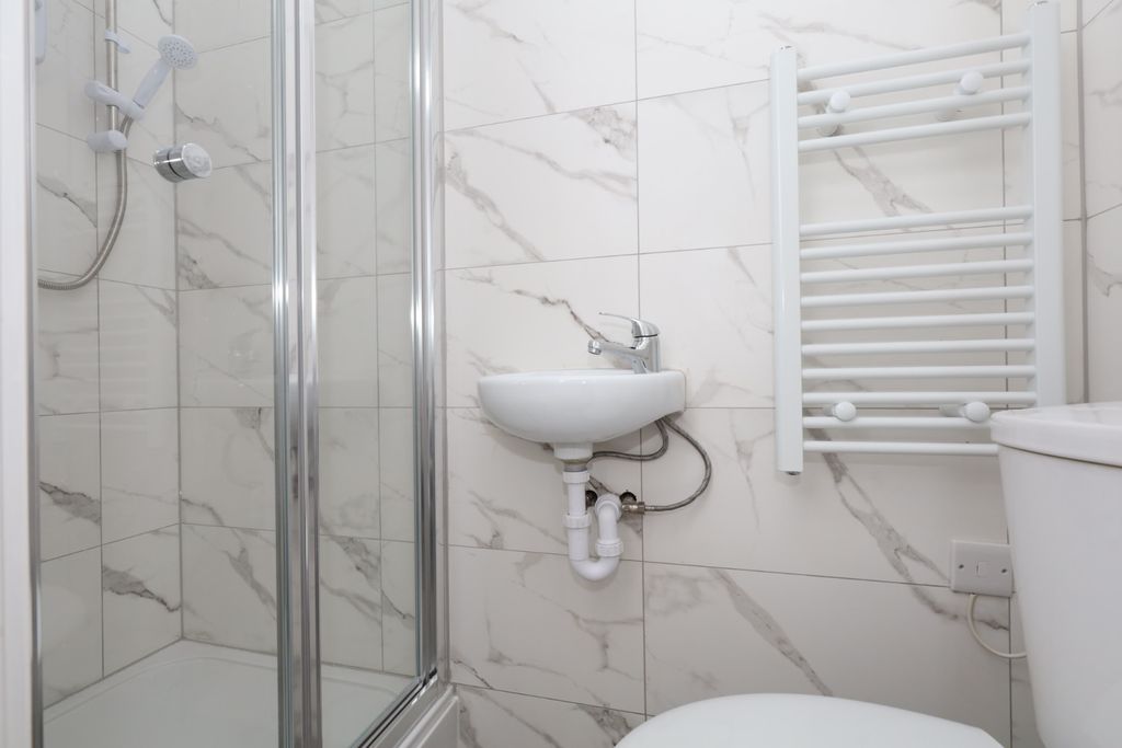 Property photo 2 of 2