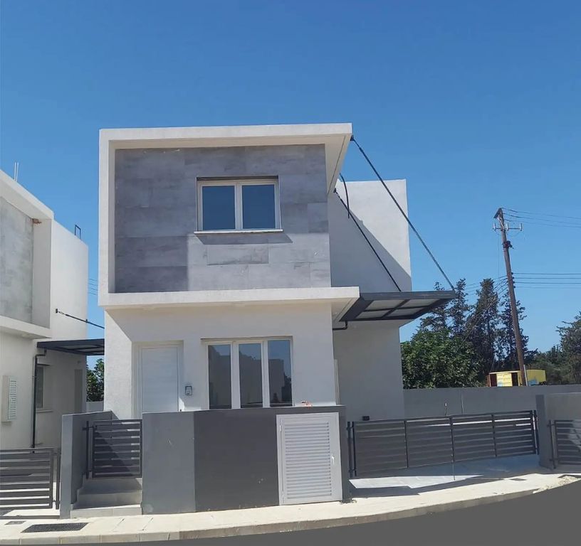 Property photo 1 of 6