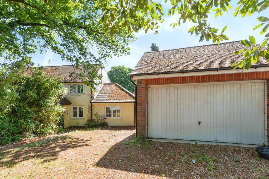 Property photo 2 of 14