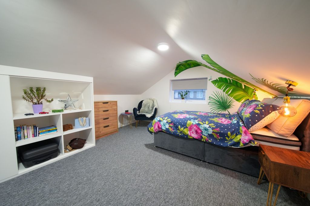 Property photo 1 of 6 View