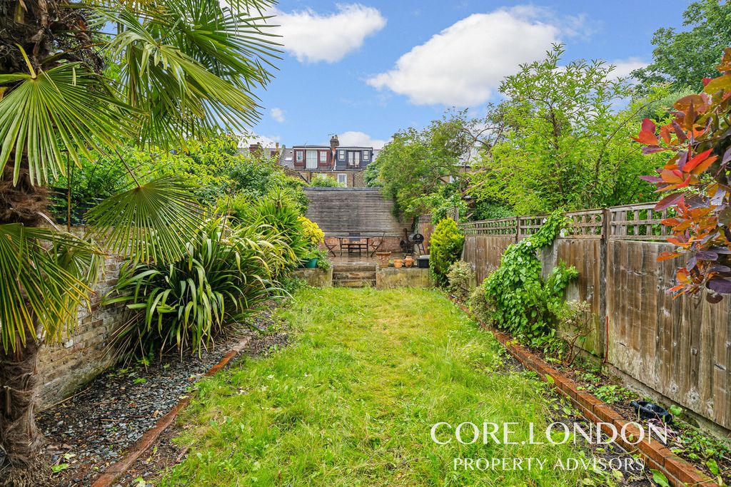Property photo 2 of 13