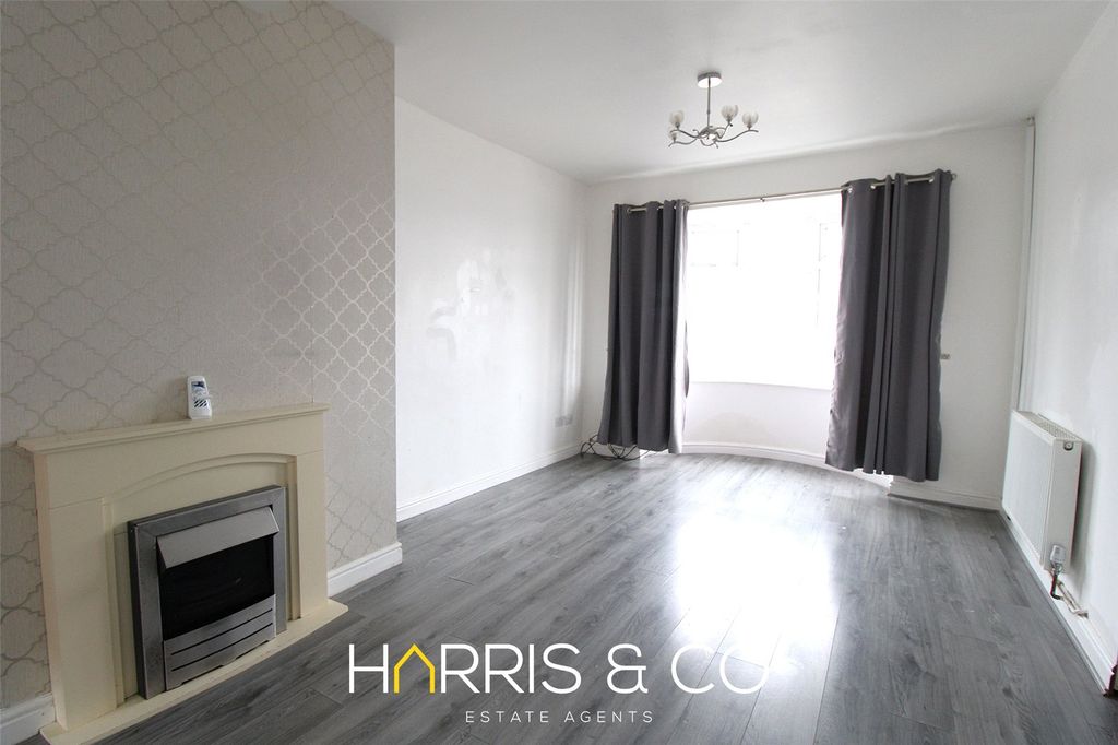 Property photo 3 of 11 Picture No. 05