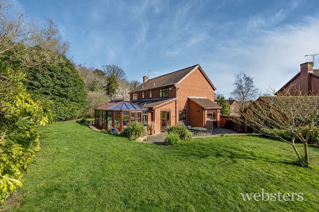 Property photo 1 of 37