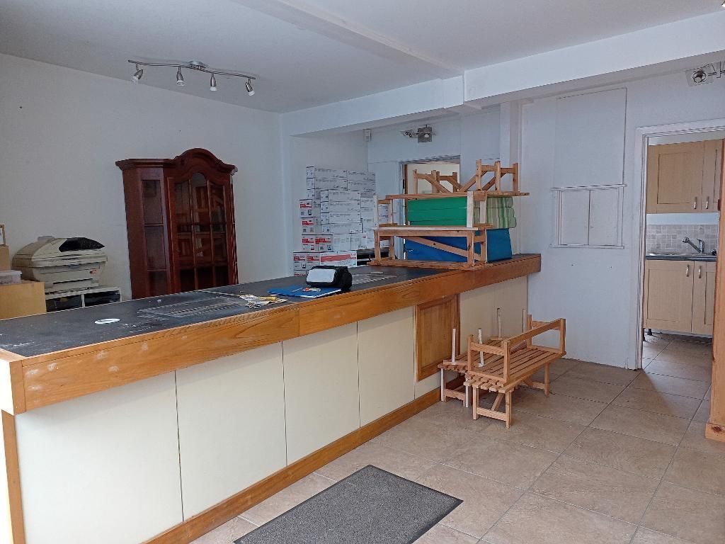 Property photo 2 of 18 Retail Area