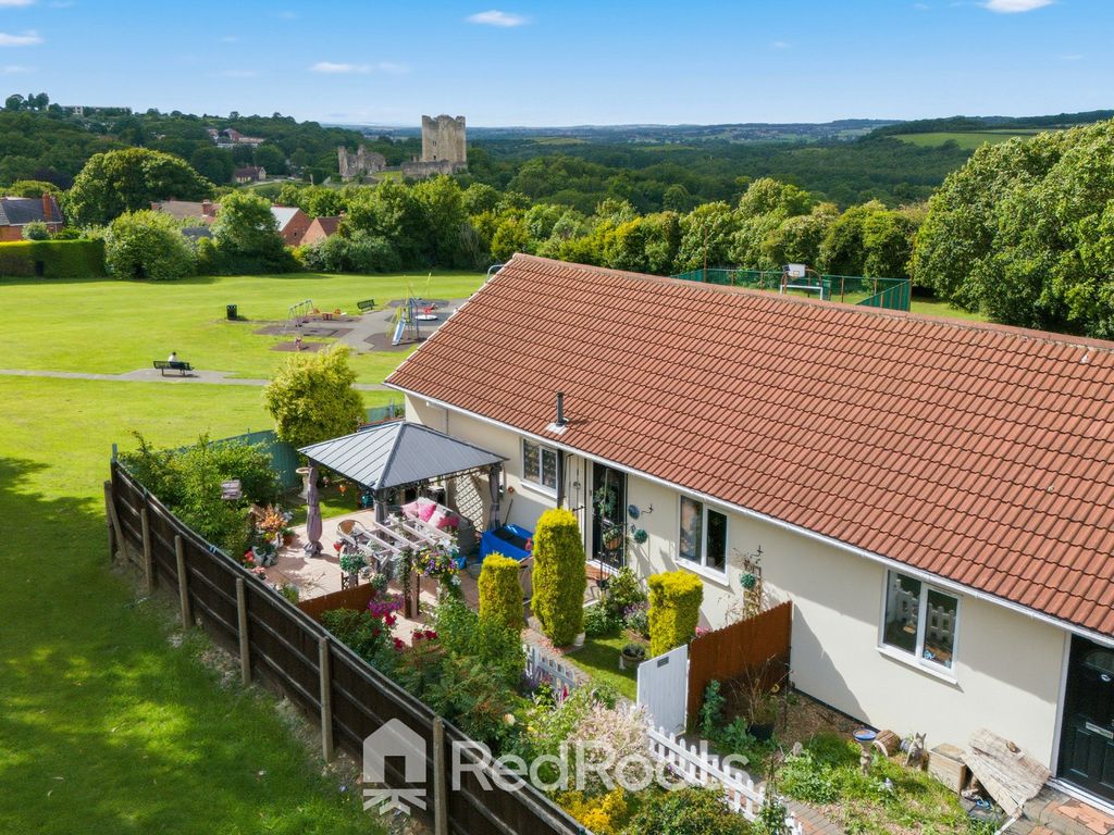 Property photo 1 of 23 5213801