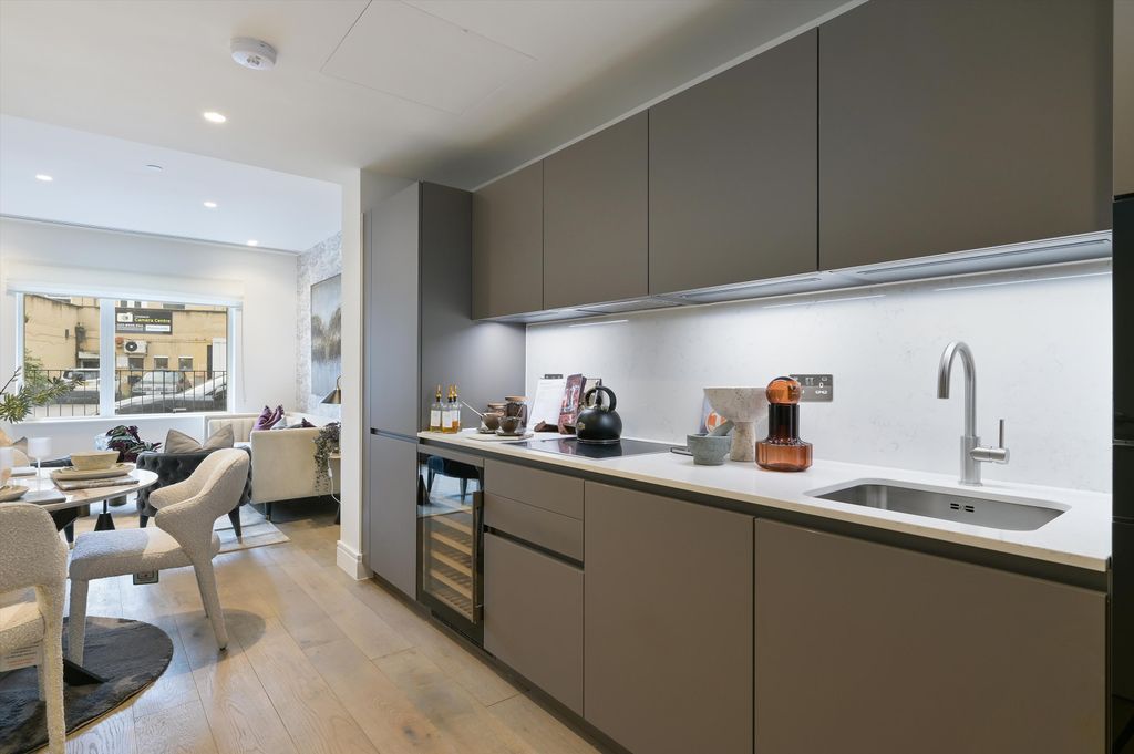 Property photo 2 of 13 Image