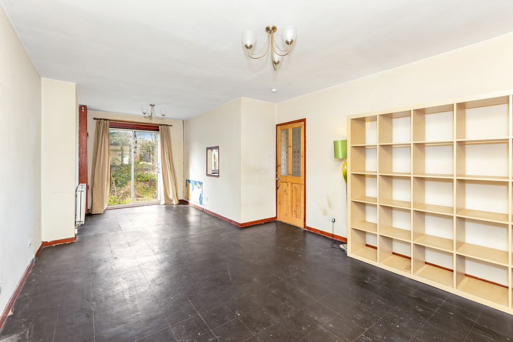 Property photo 2 of 11 Property Image 2