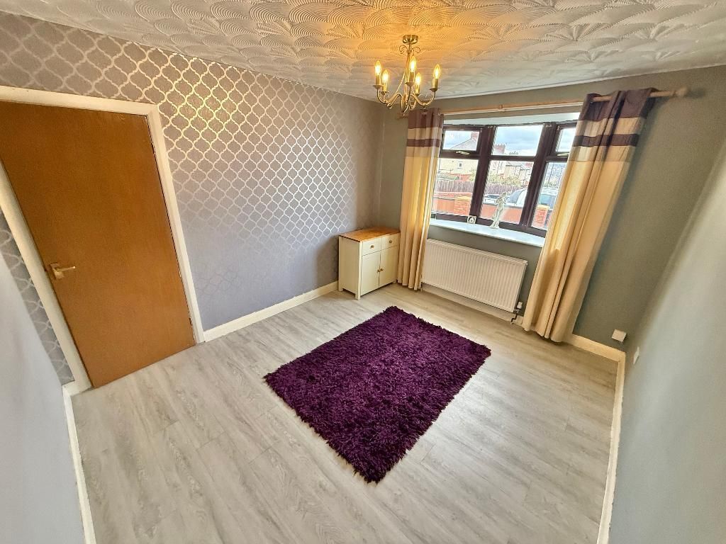 Property photo 3 of 9 Photo 3