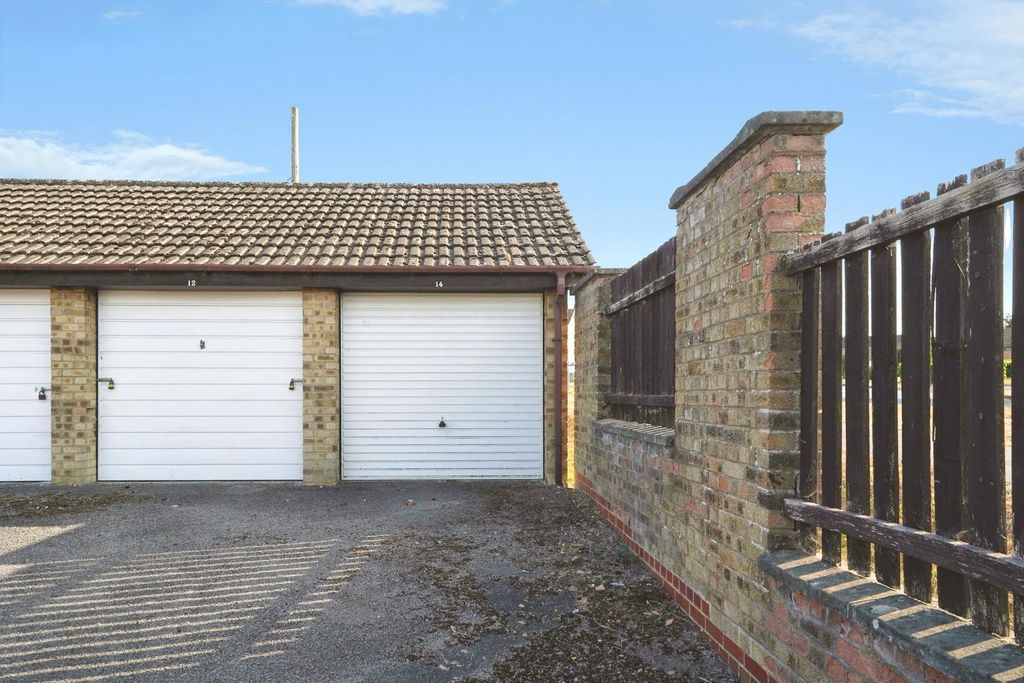 Property photo 2 of 11 Pbox-Img.Jpg