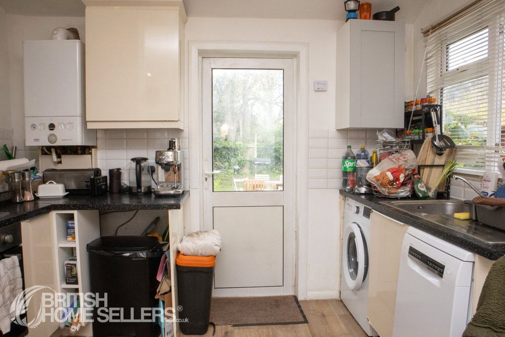 Property photo 3 of 8 Picture No. 07