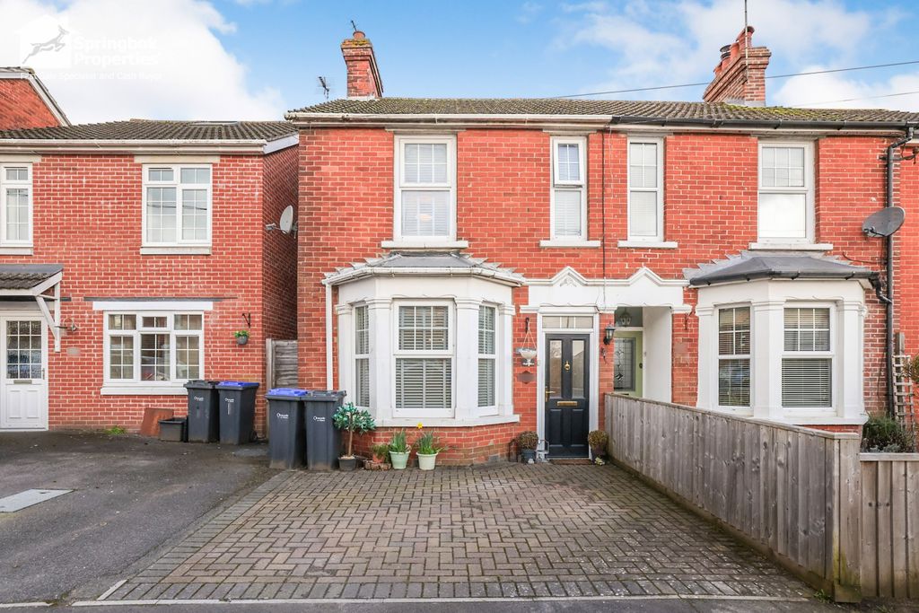 Property photo 1 of 14 Front View