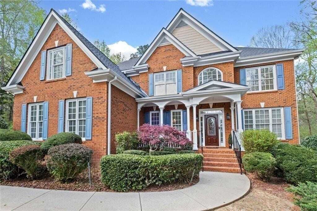 Property photo 1 of 31