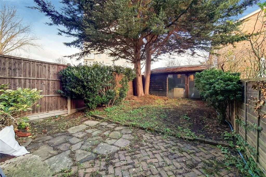 Property photo 2 of 6