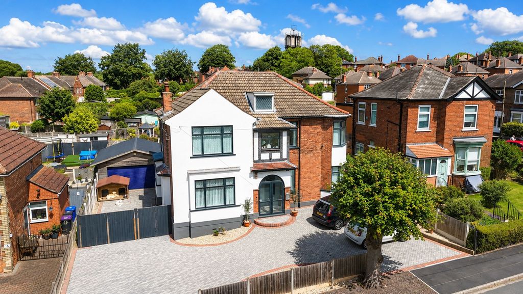Property photo 1 of 37