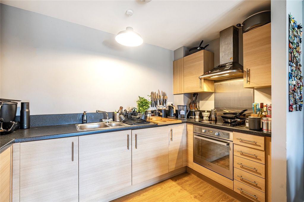 Property photo 3 of 13 Picture No. 10