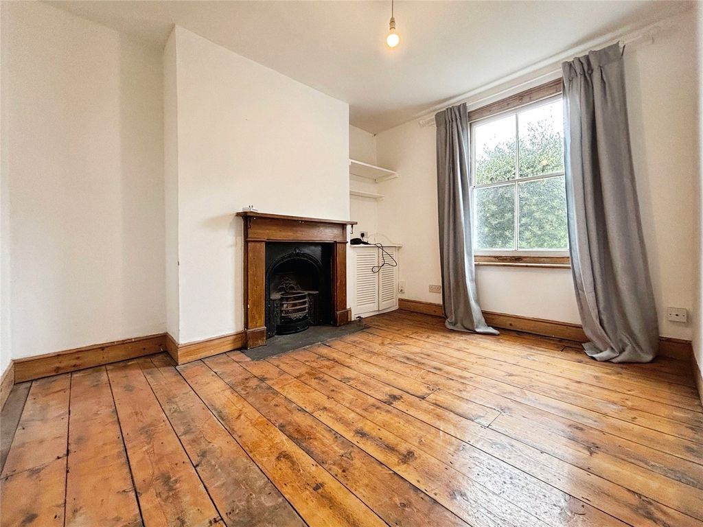Property photo 2 of 11 Picture No. 39