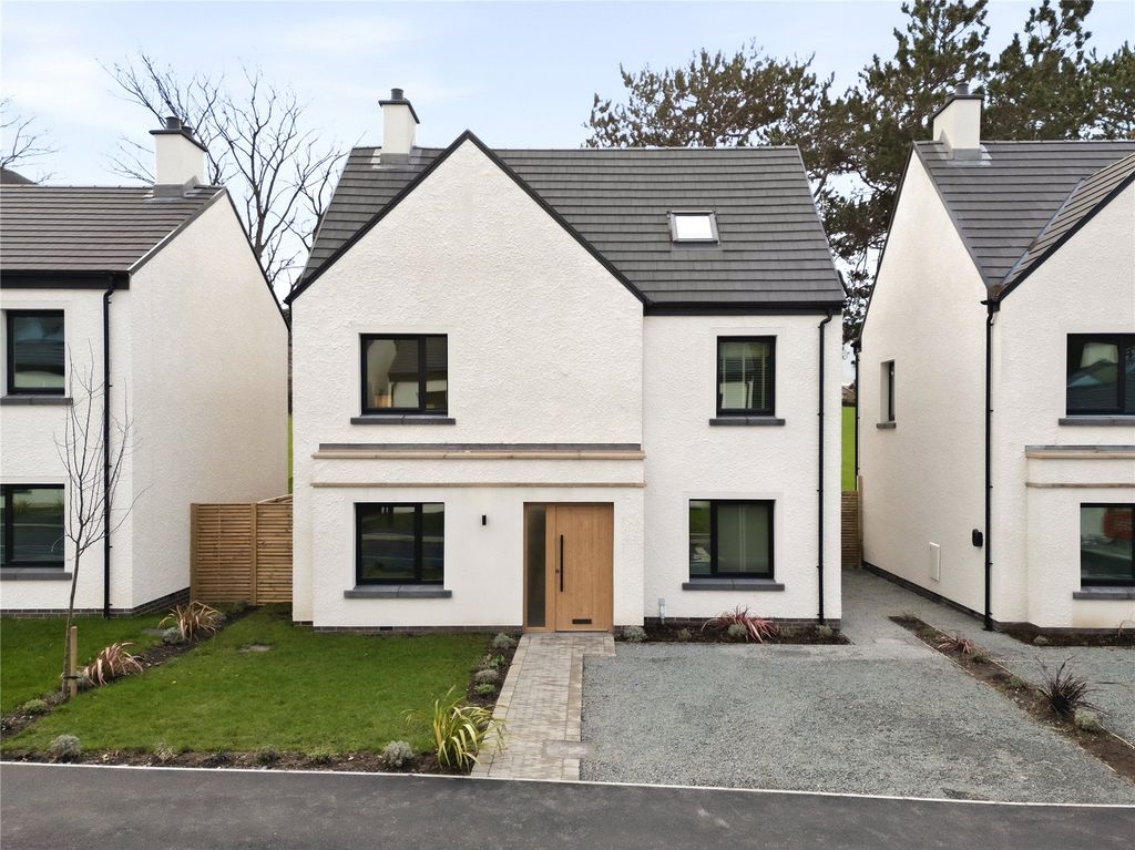 Property photo 1 of 12 Front