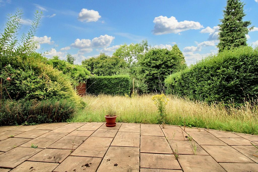 Property photo 2 of 14 Rear Garden