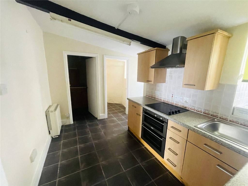 Property photo 3 of 14 Picture No. 02