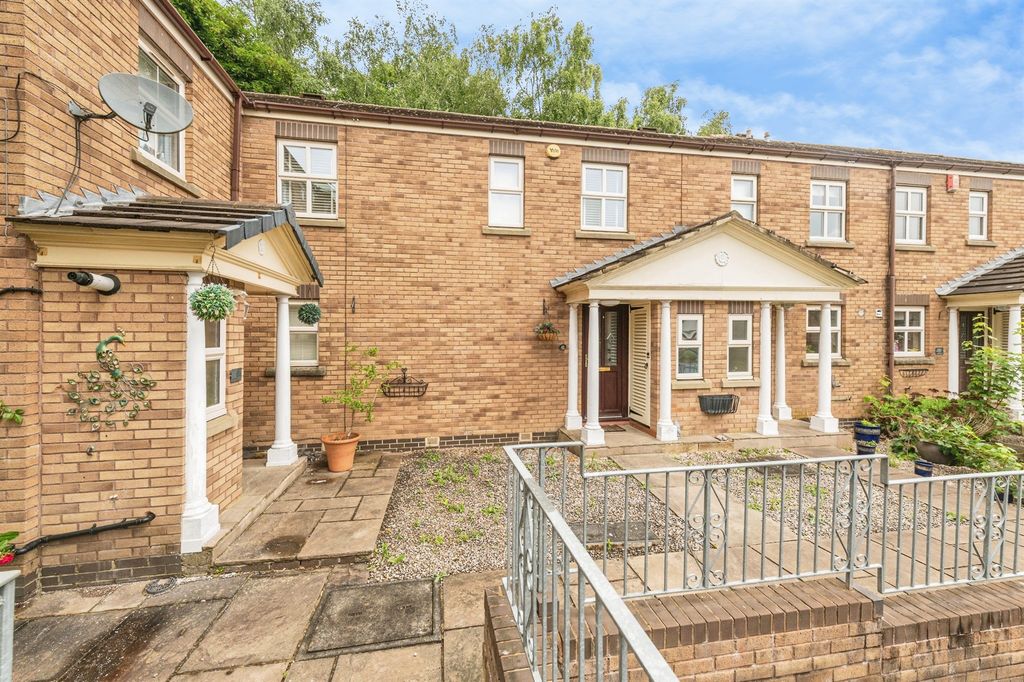 Property photo 1 of 23
