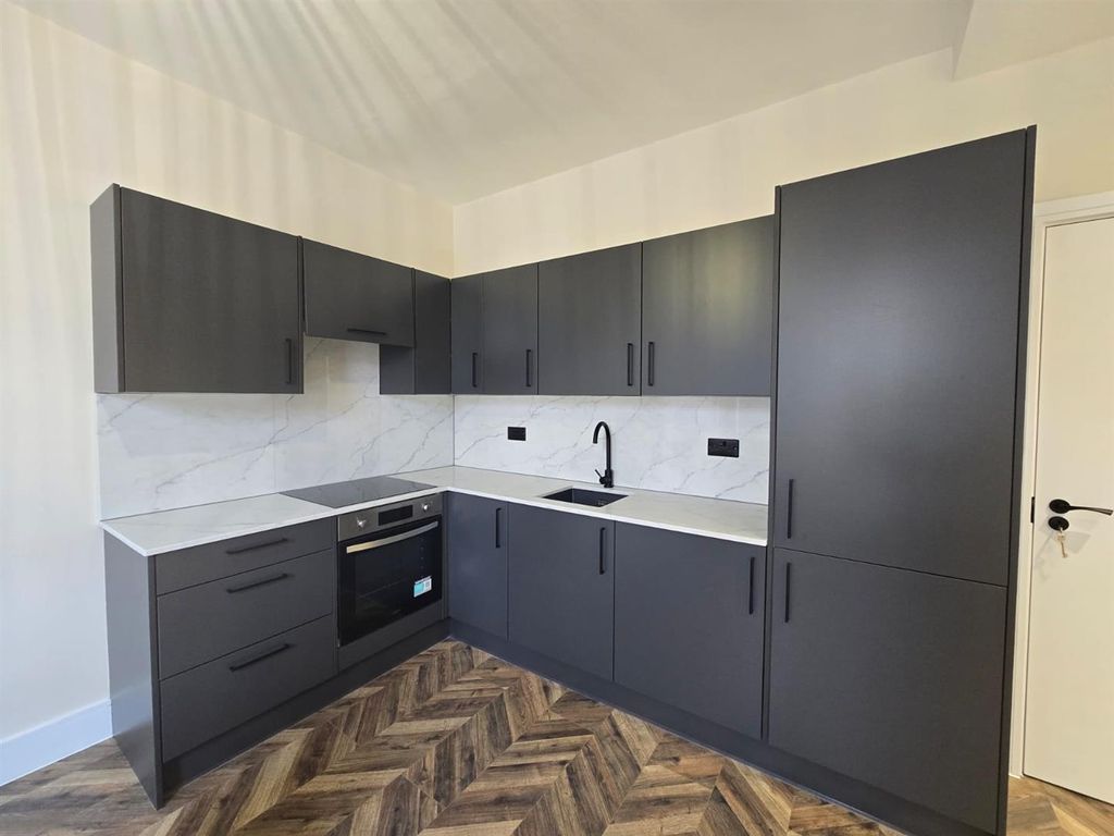 Property photo 2 of 10 Whatsapp Image 2025-11-03 At 11.05.29_5F0B7Ff3.Jpg