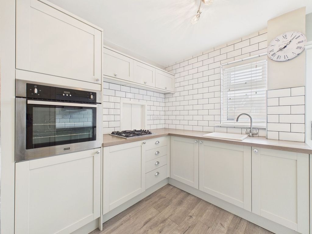 Property photo 1 of 13 Kitchen