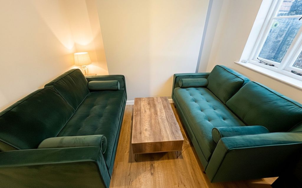 Property photo 2 of 6