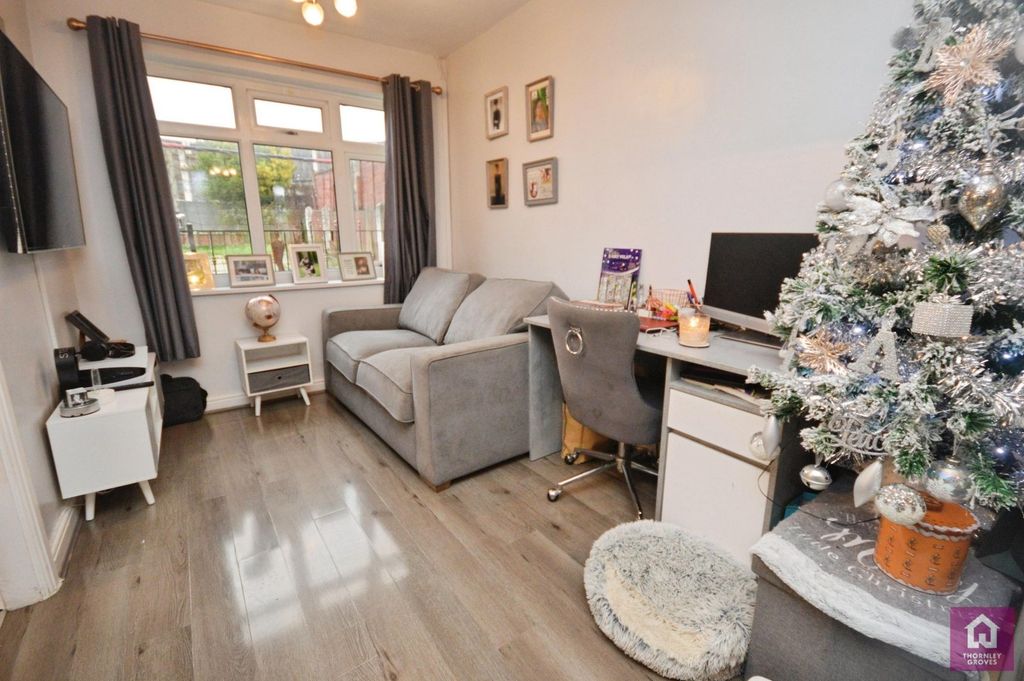 Property photo 3 of 16 Living/Dining Room