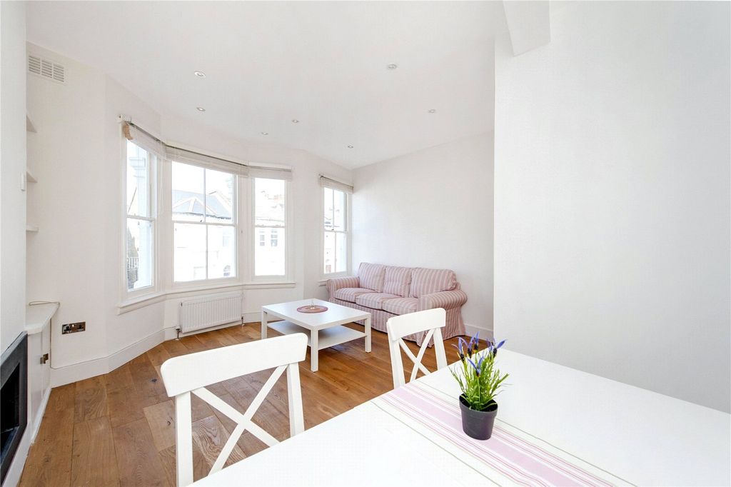Property photo 2 of 14 Picture No. 03